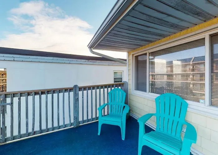 Holiday home North Point 301